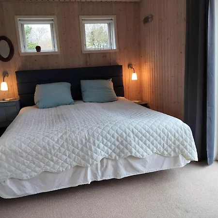 30570-odder-tvaeragervej-16 بيت للعطل Odder